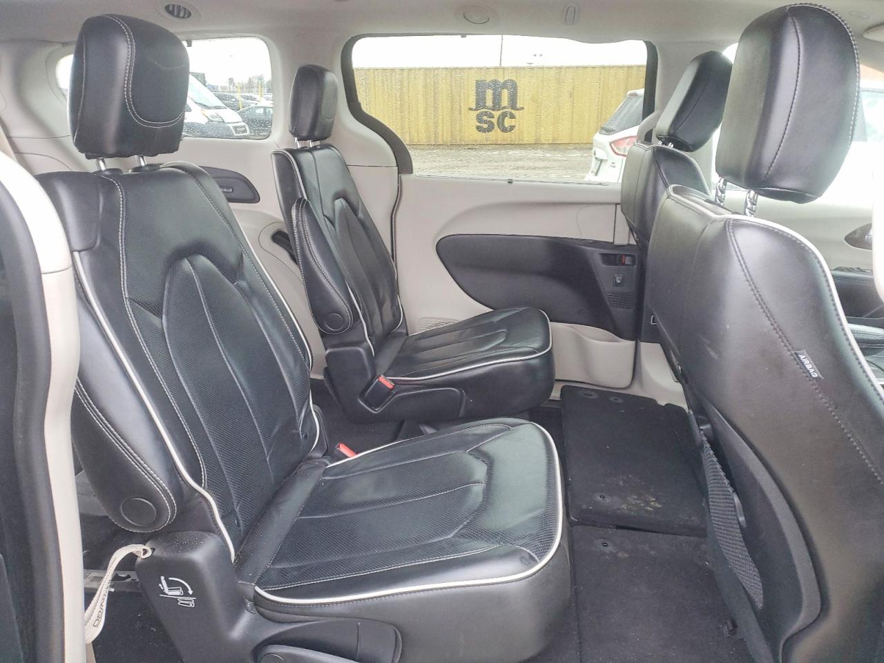2022 CHRYSLER PACIFICA