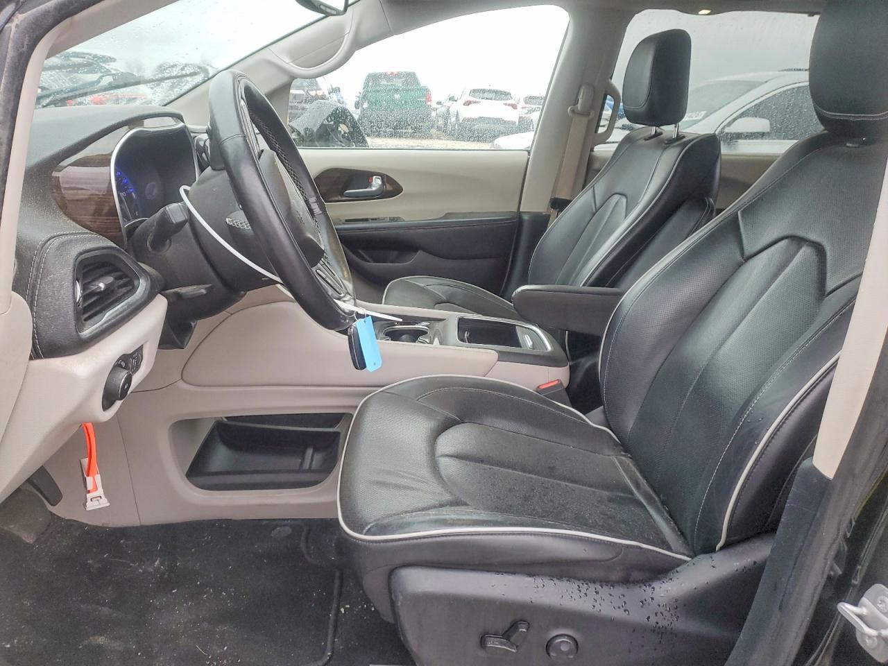 2022 CHRYSLER PACIFICA