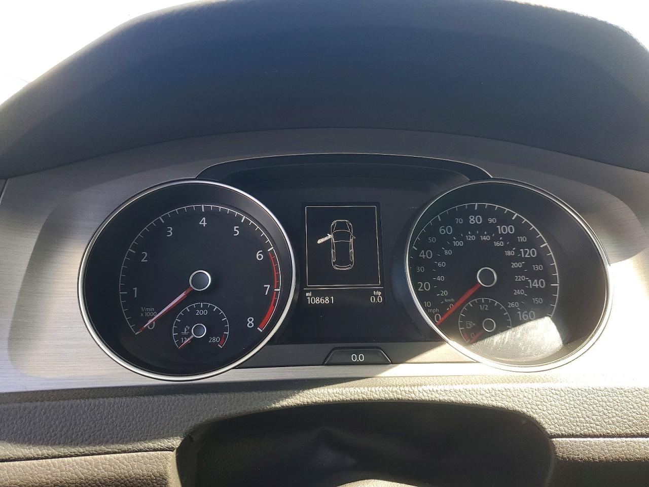 2015 VOLKSWAGEN GOLF