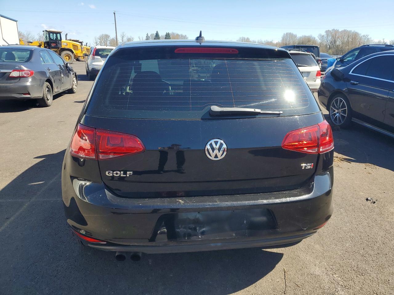 2015 VOLKSWAGEN GOLF
