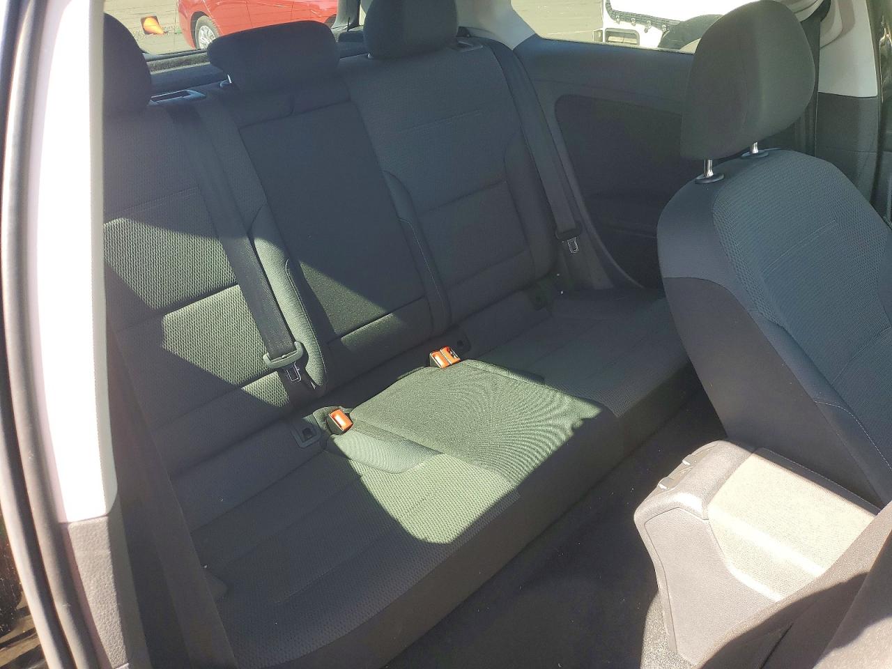 2015 VOLKSWAGEN GOLF
