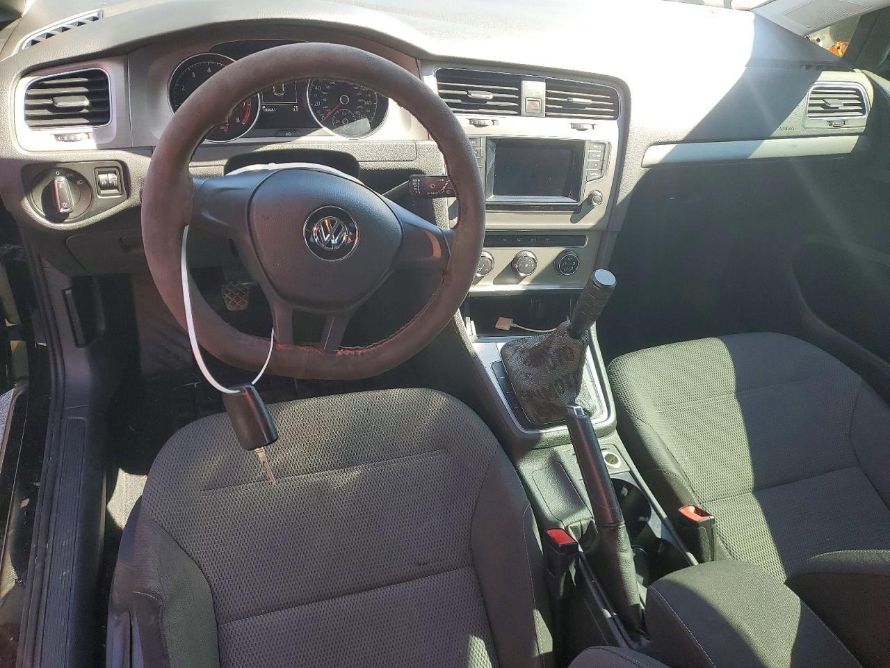 2015 VOLKSWAGEN GOLF
