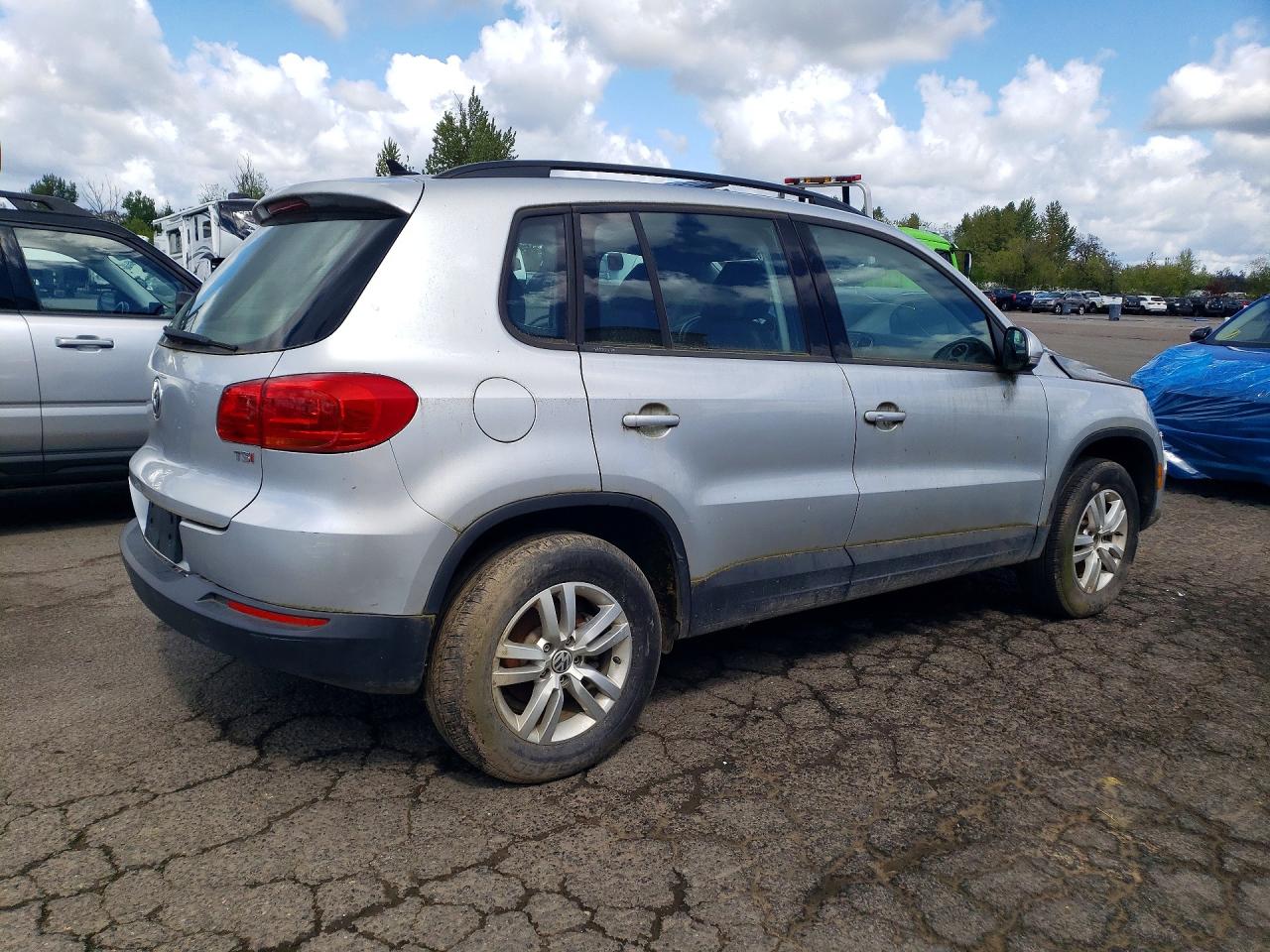 2017 VOLKSWAGEN TIGUAN