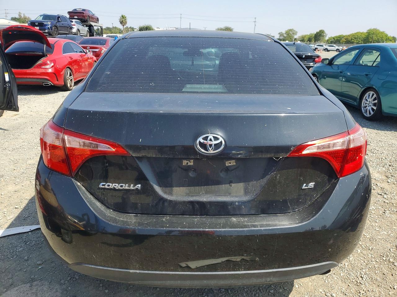 2018 TOYOTA COROLLA