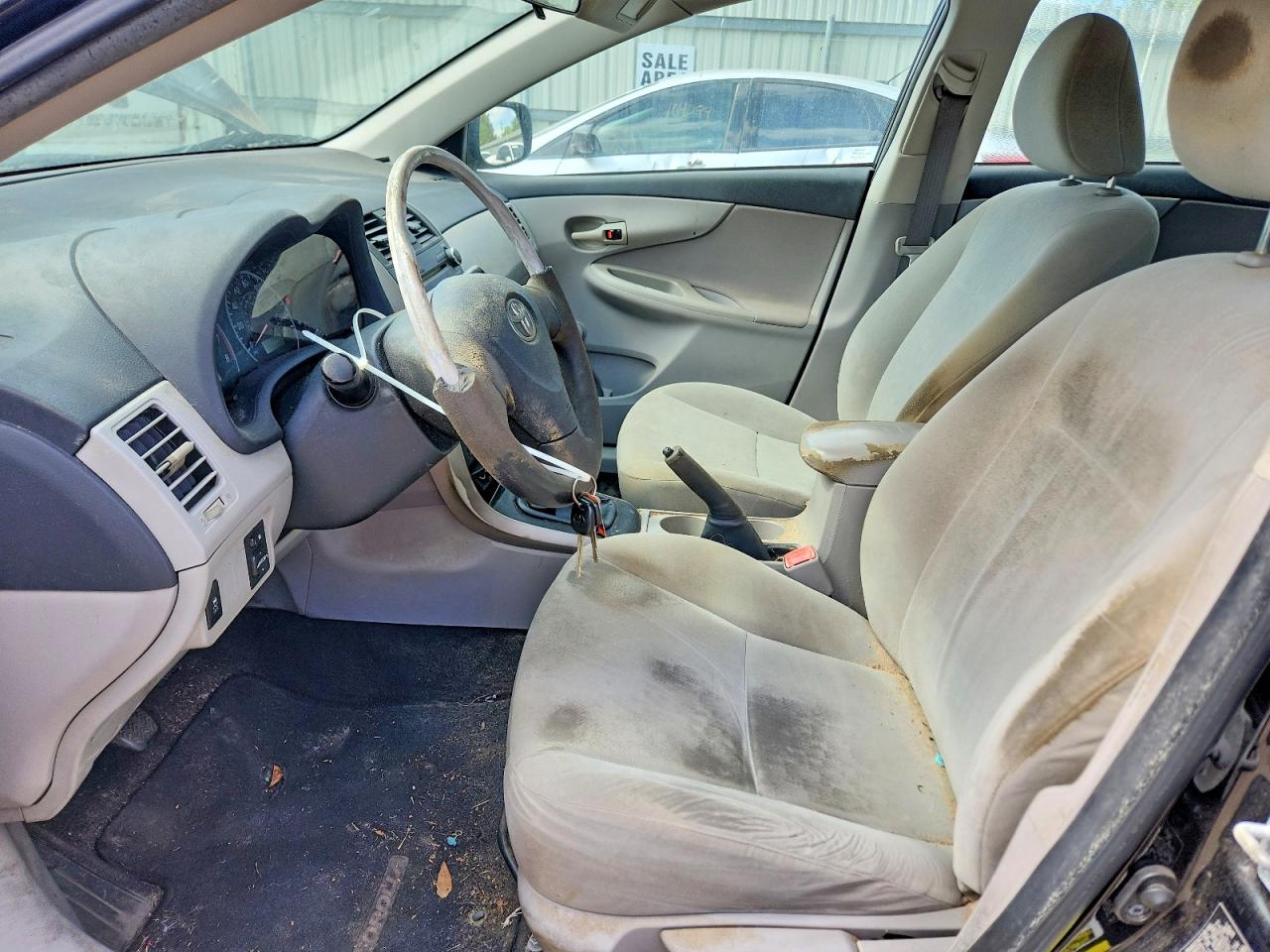 2011 TOYOTA COROLLA