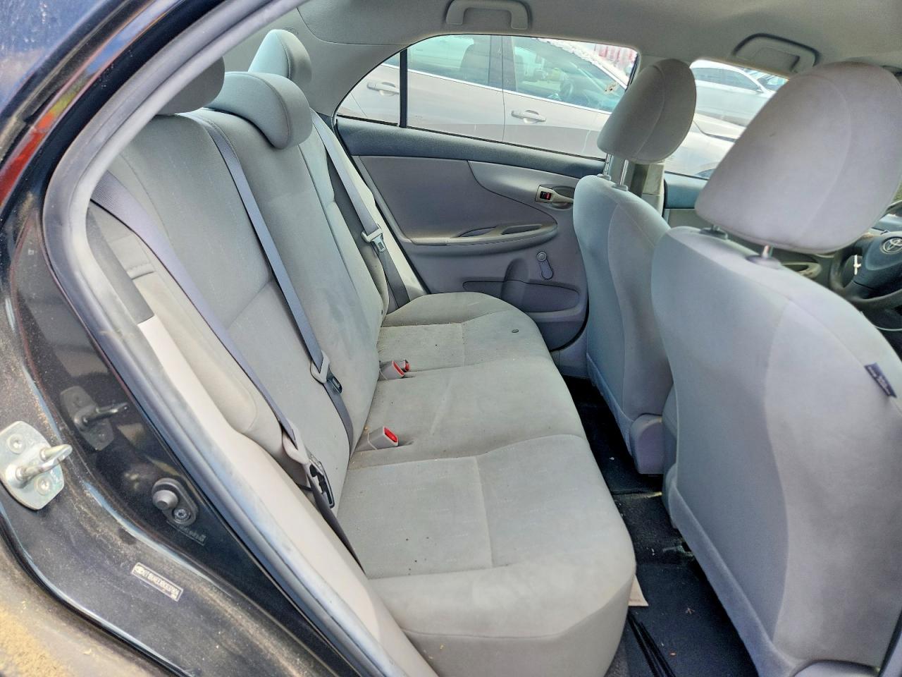 2011 TOYOTA COROLLA