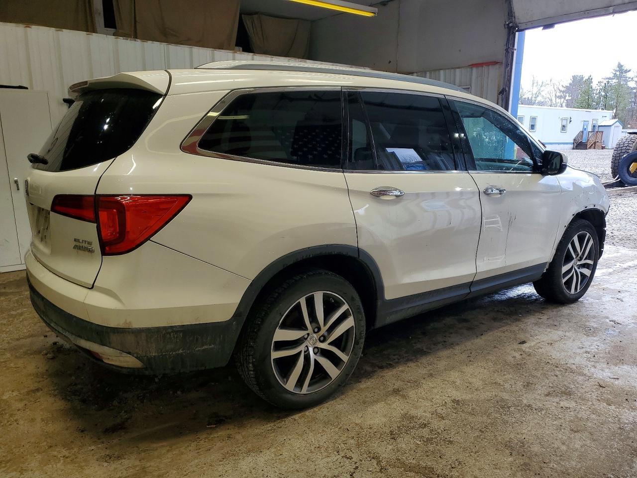 2018 HONDA PILOT
