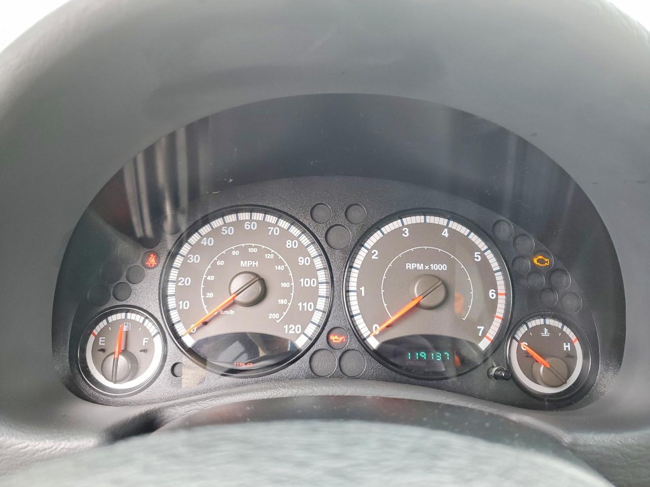 2005 JEEP LIBERTY