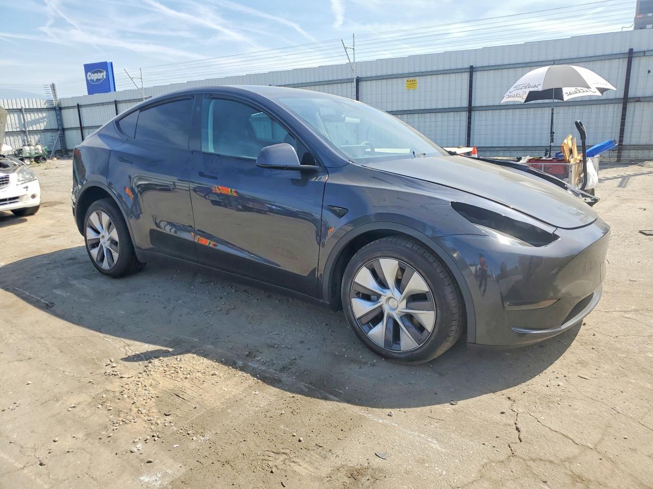 2024 TESLA MODEL Y