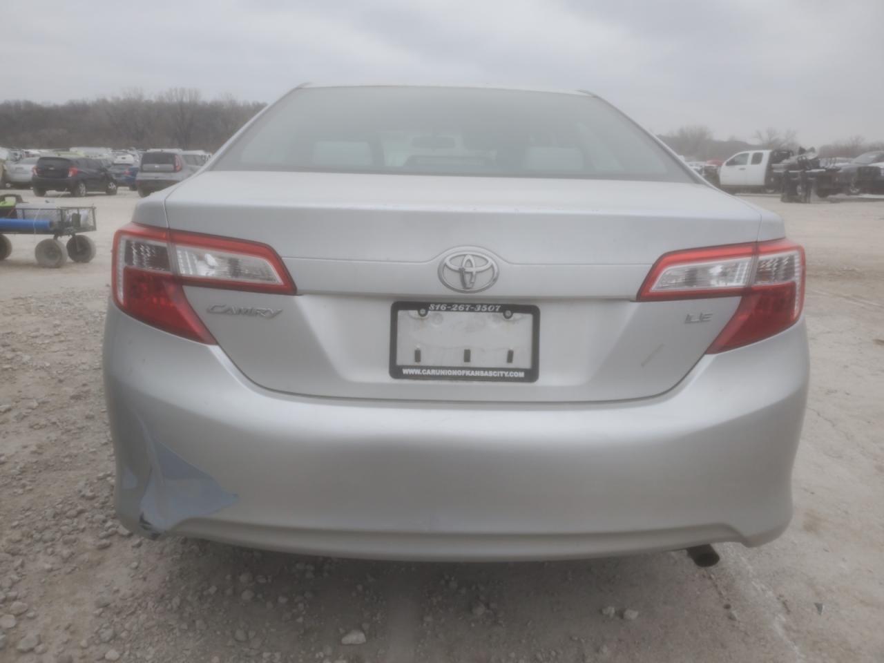 2012 TOYOTA CAMRY