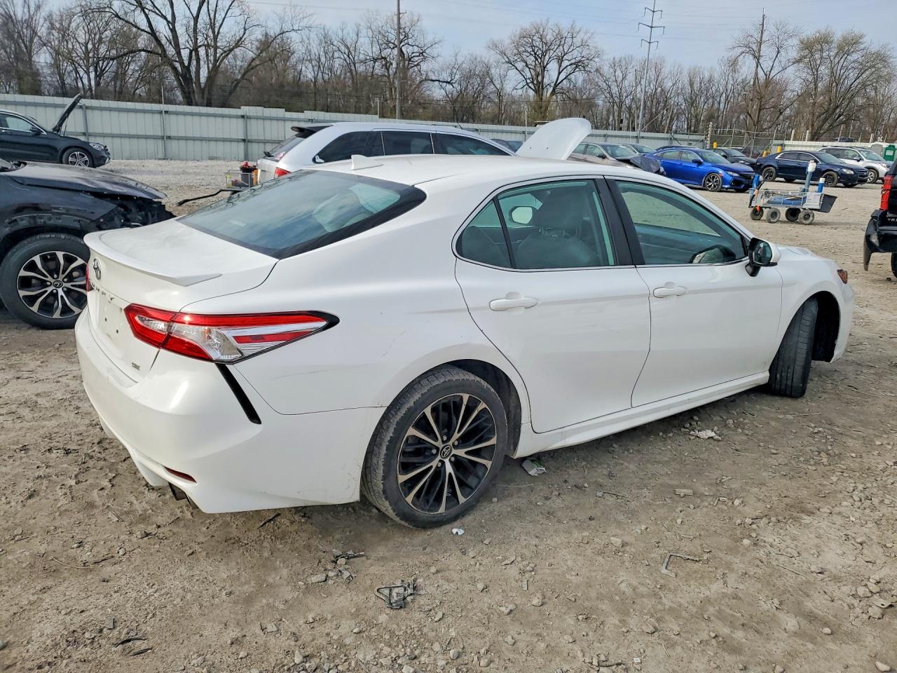 2020 TOYOTA CAMRY