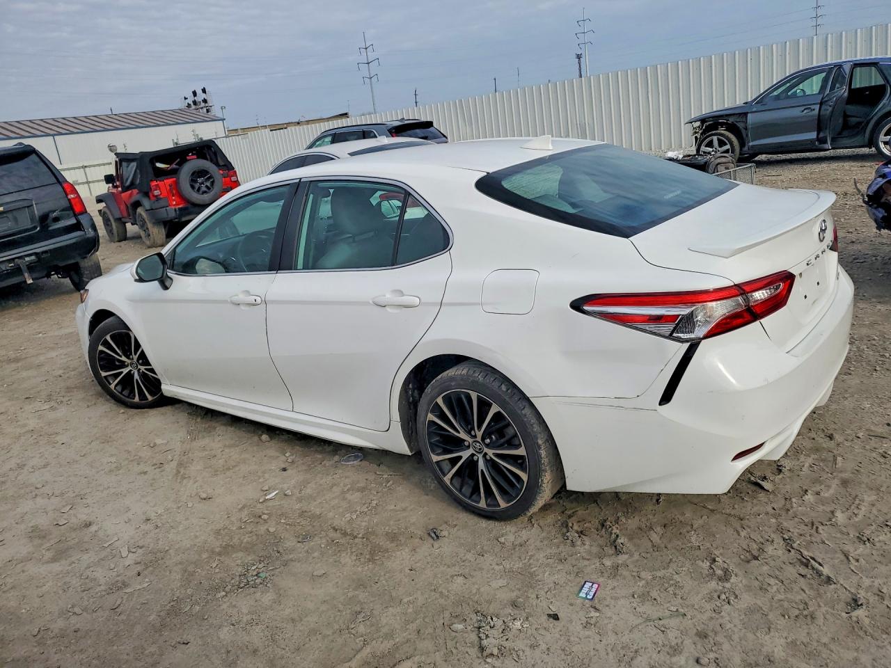 2020 TOYOTA CAMRY