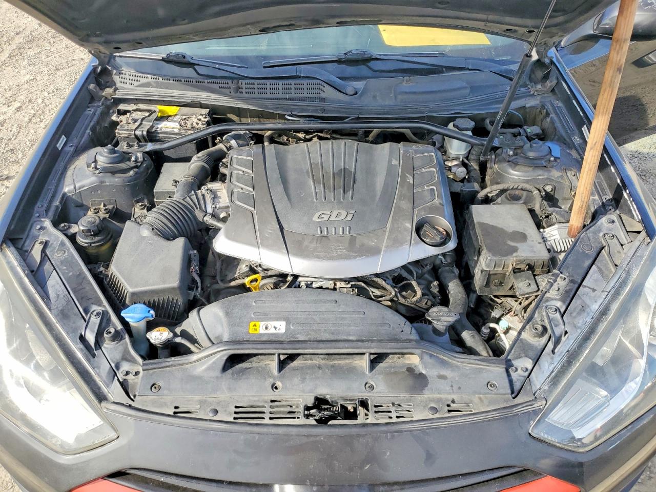 2013 HYUNDAI GENESIS