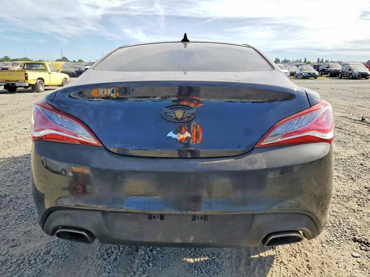 2013 HYUNDAI GENESIS