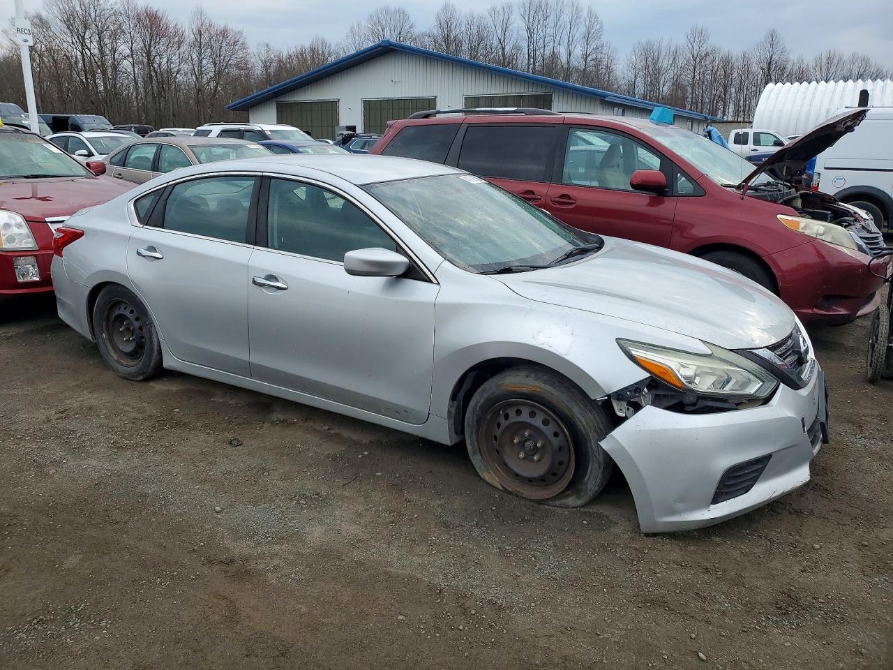 2017 NISSAN ALTIMA