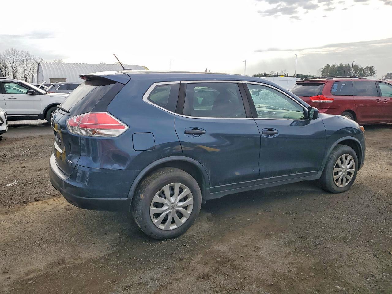 2016 NISSAN ROGUE