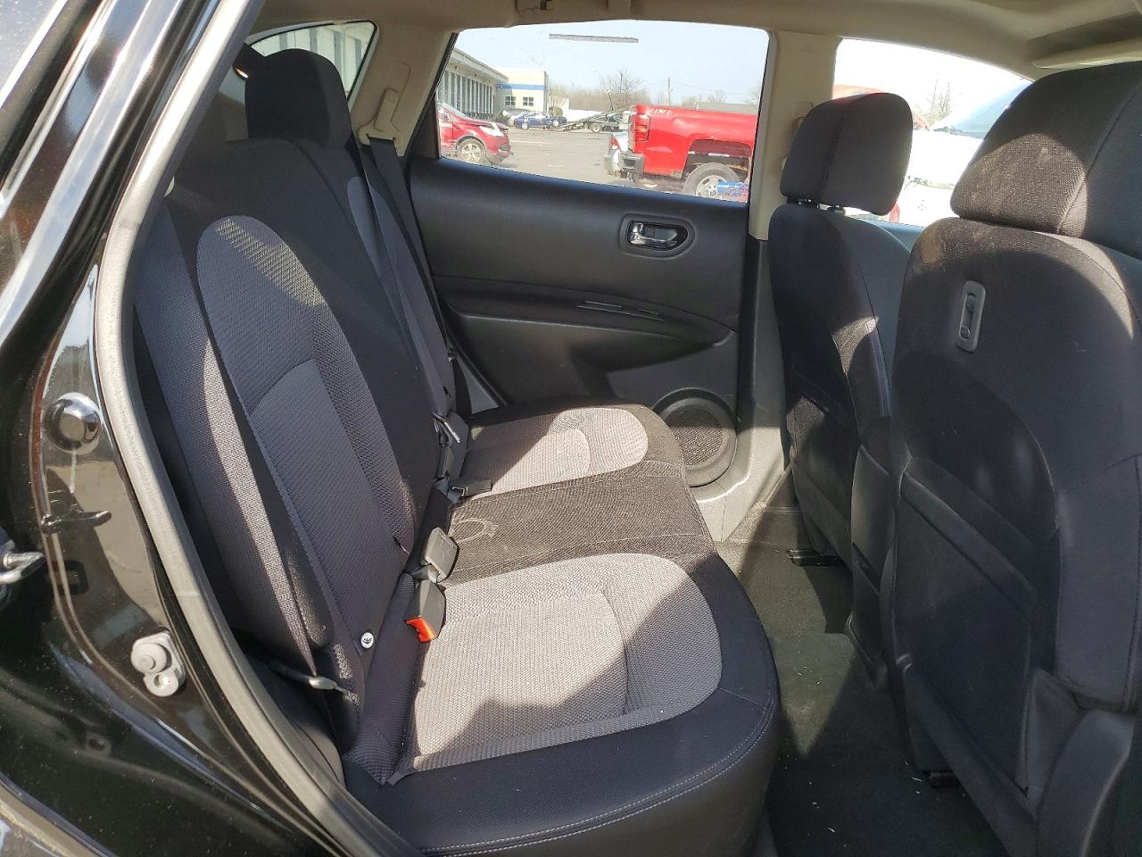 2013 NISSAN ROGUE