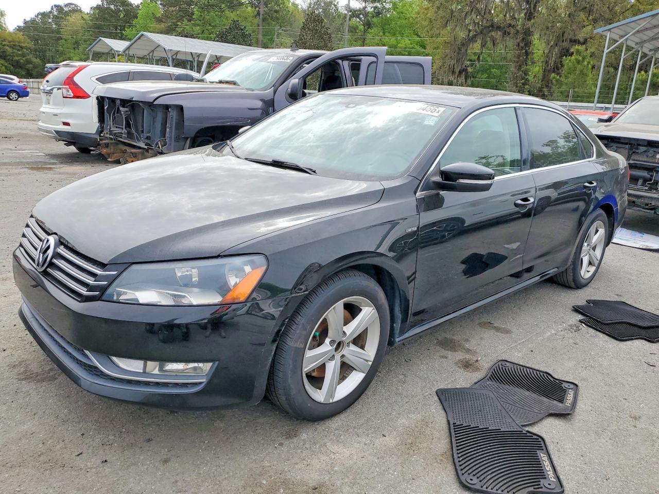 2015 VOLKSWAGEN PASSAT