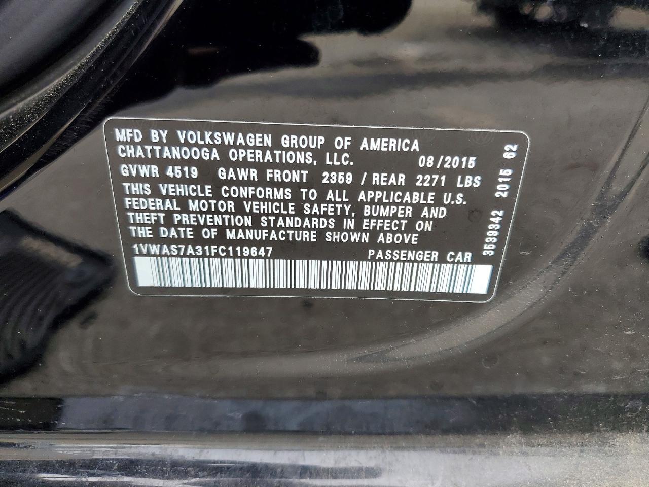 2015 VOLKSWAGEN PASSAT