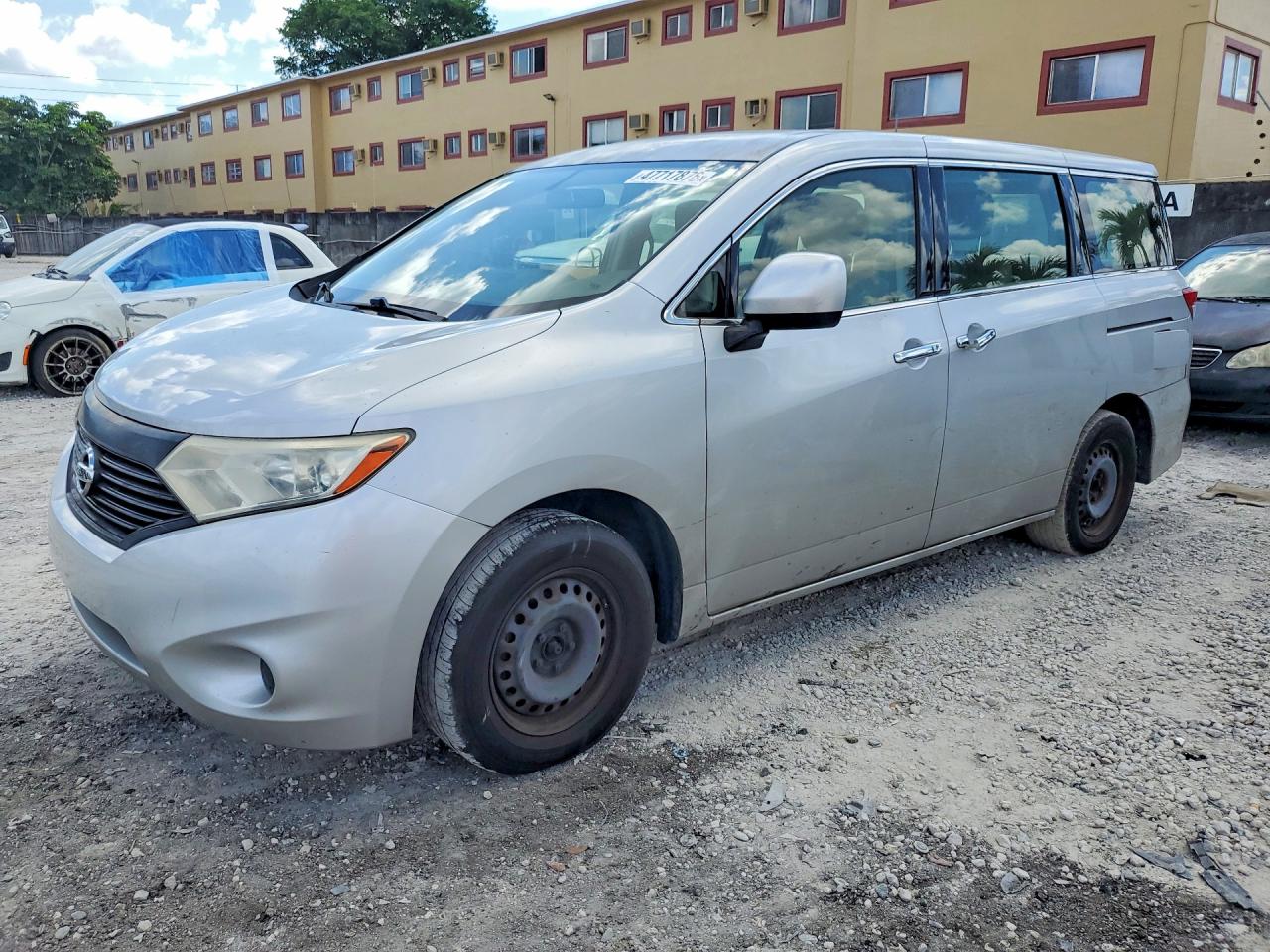 2016 NISSAN QUEST