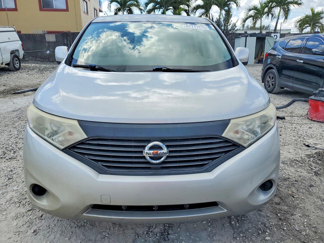 2016 NISSAN QUEST