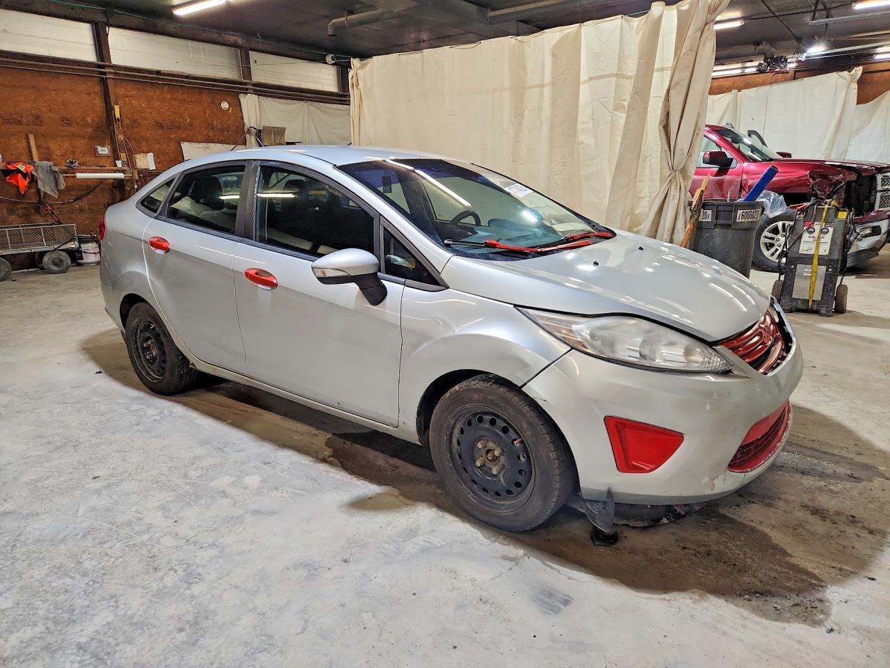 2013 FORD FIESTA