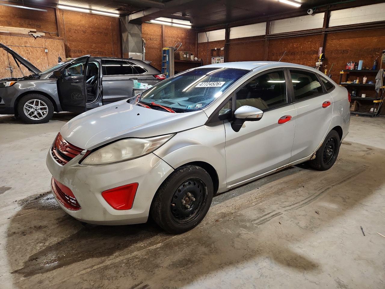 2013 FORD FIESTA