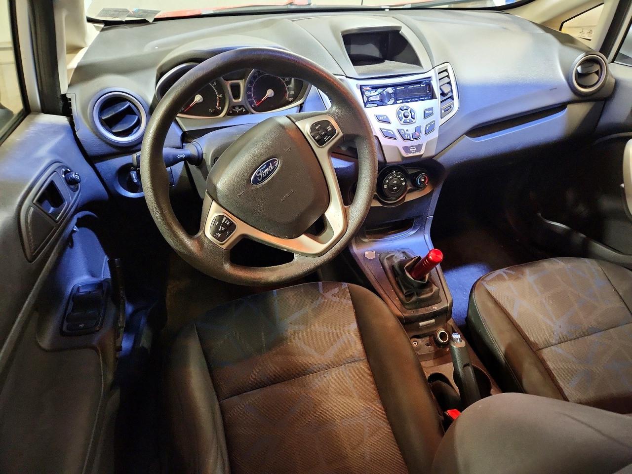 2013 FORD FIESTA