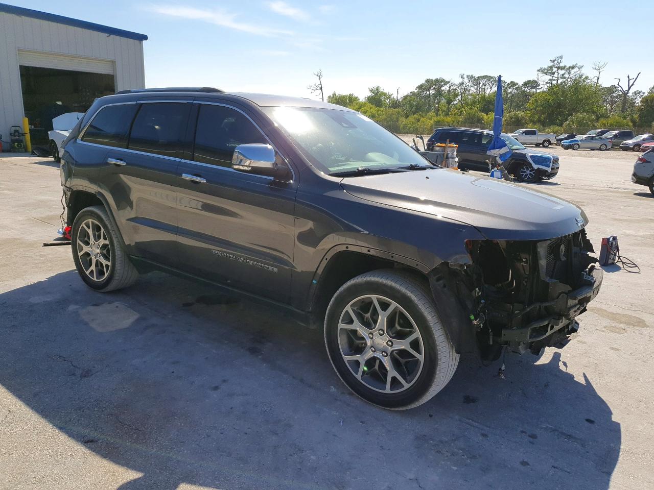 2020 JEEP CHEROKEE