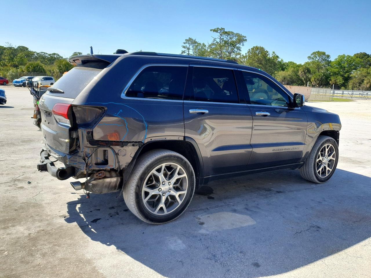 2020 JEEP CHEROKEE