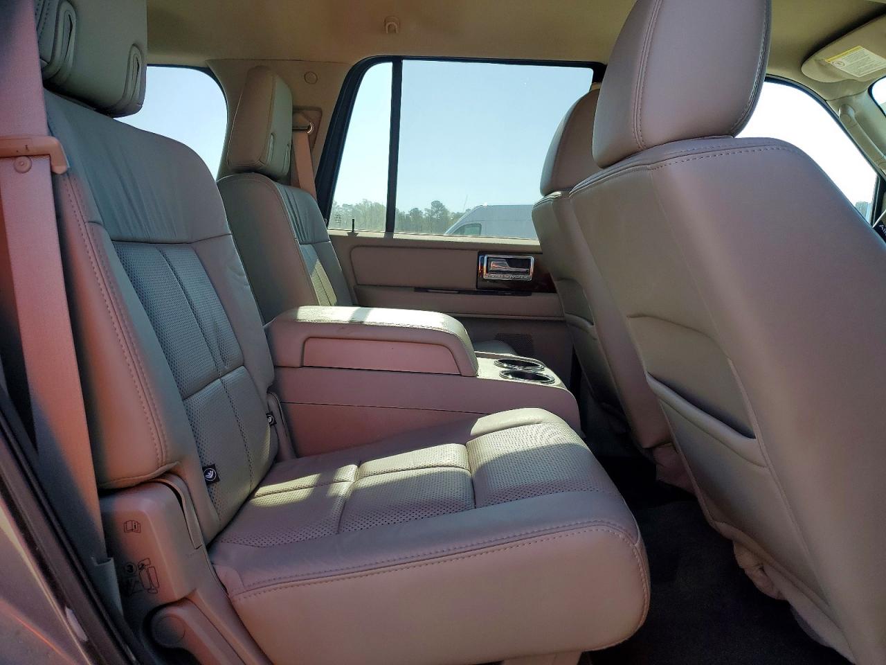 2014 LINCOLN NAVIGATOR