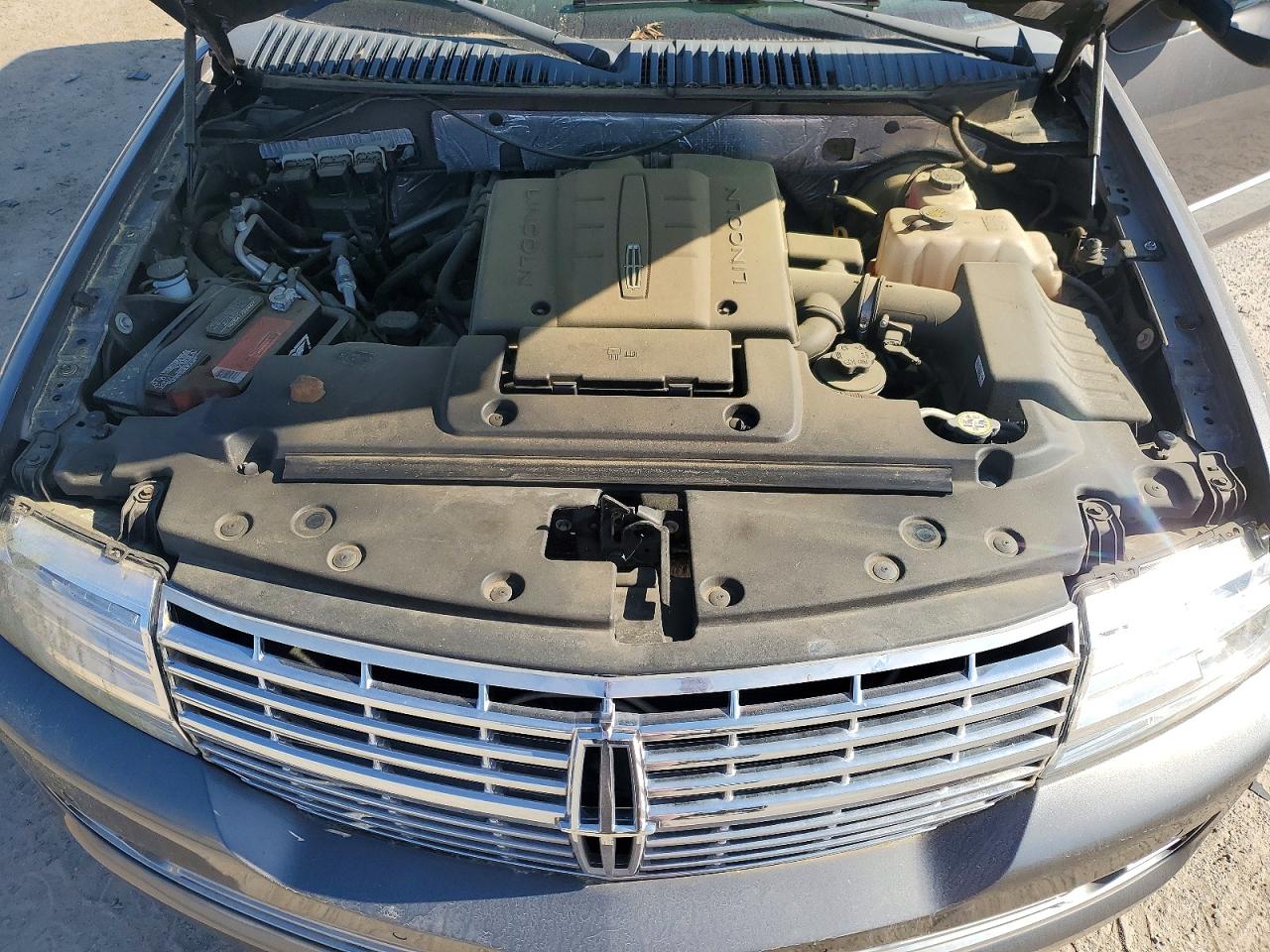 2014 LINCOLN NAVIGATOR