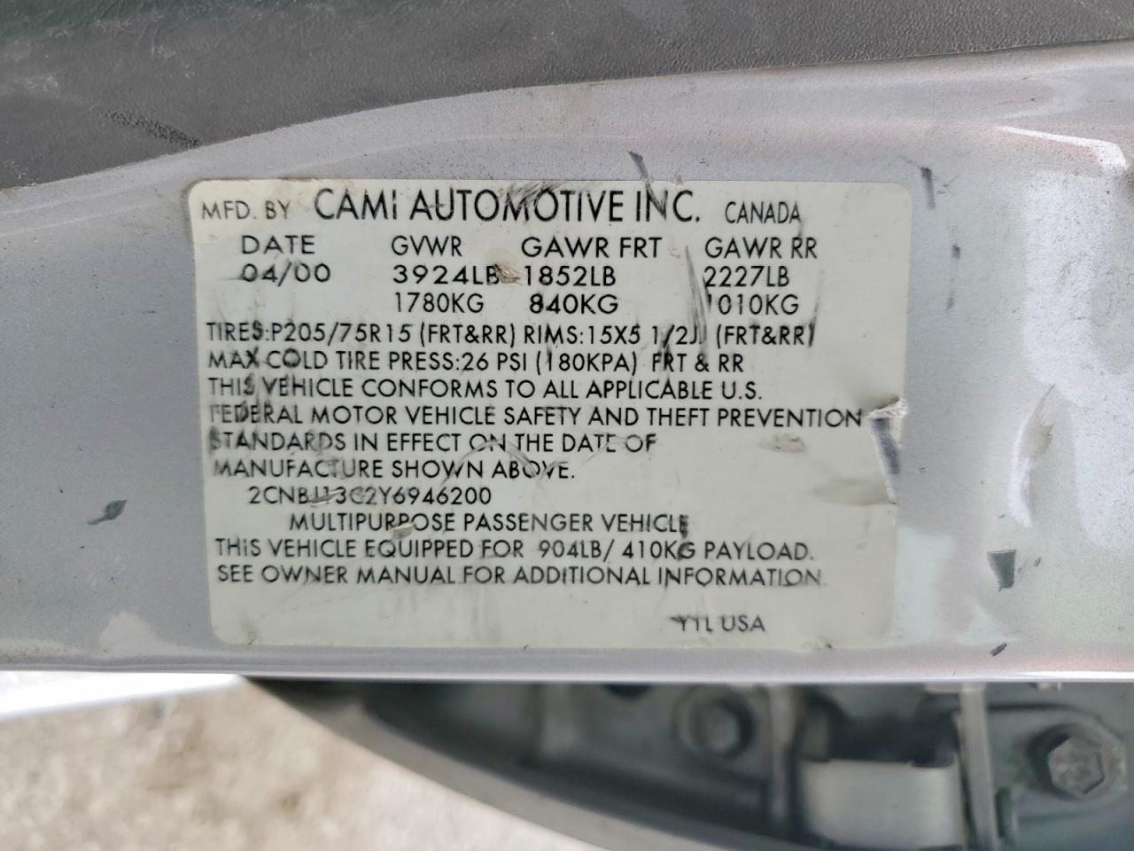 2000 CHEVROLET TRACKER