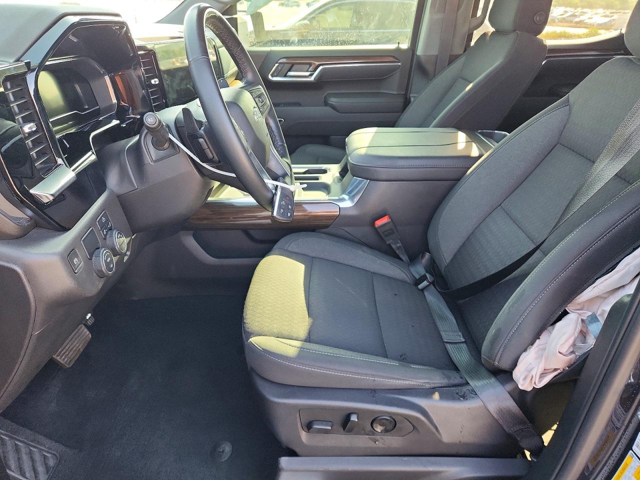 2024 CHEVROLET SILVERADO