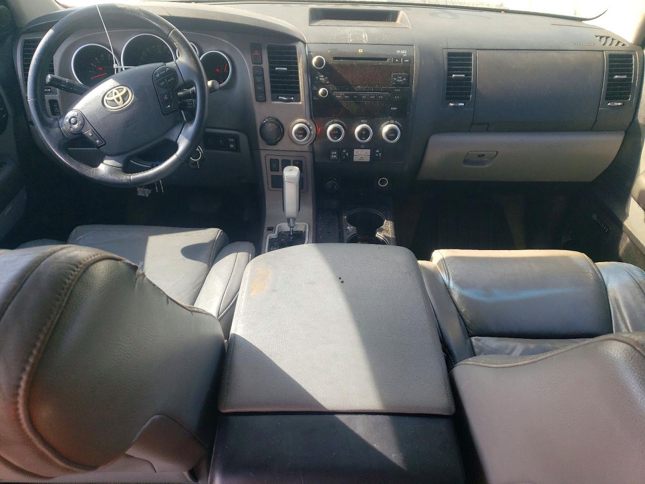 2010 TOYOTA SEQUOIA