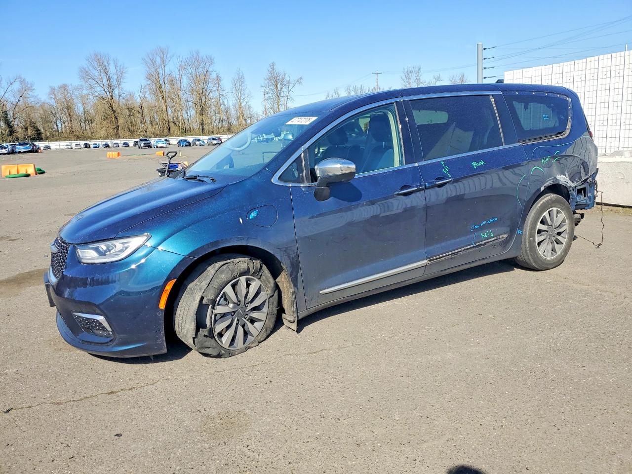 2023 CHRYSLER PACIFICA