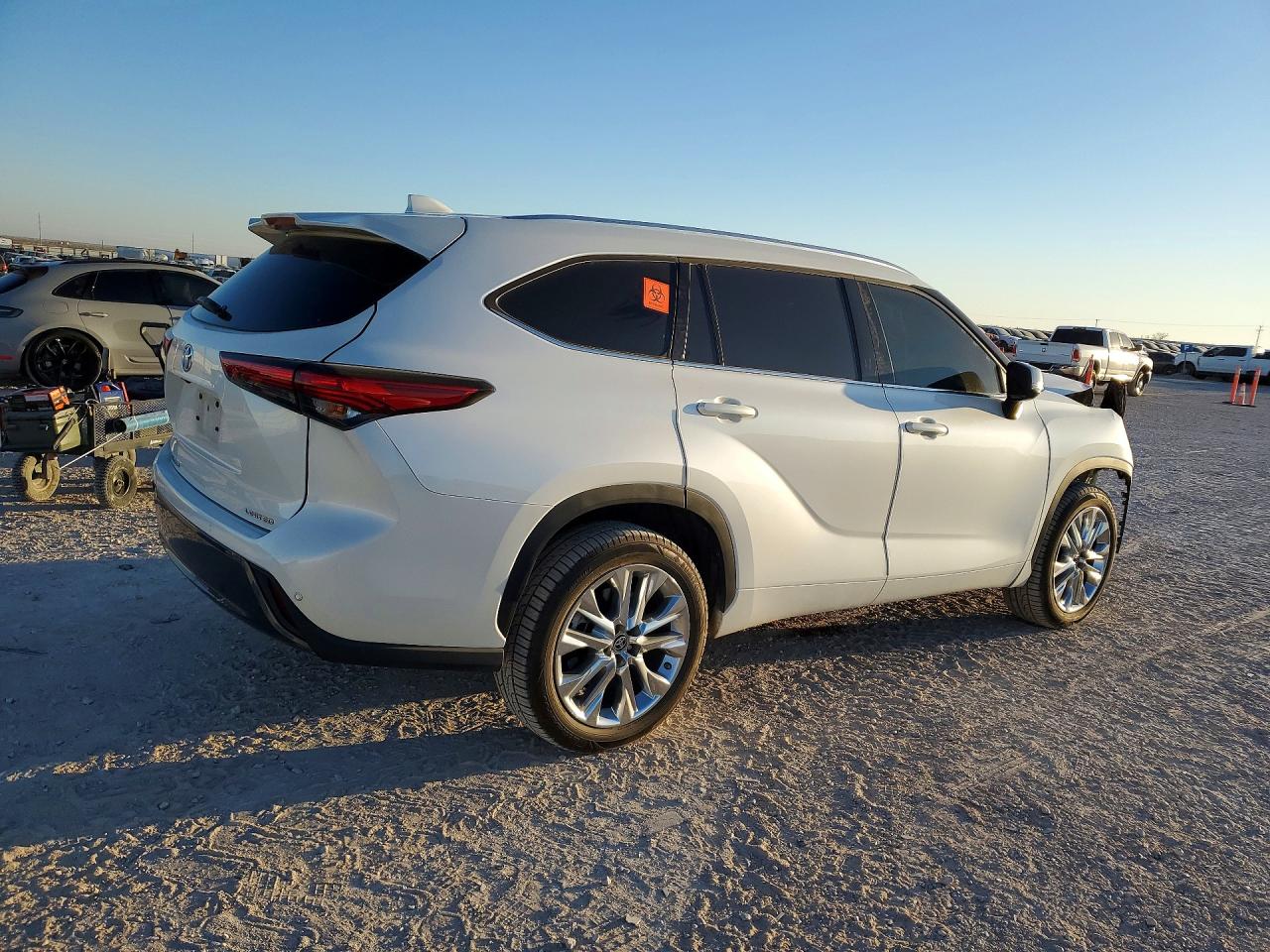 2021 TOYOTA HIGHLANDER