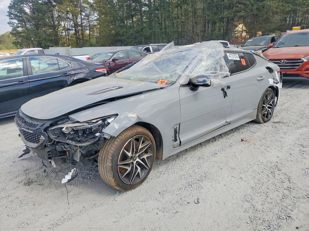 2022 KIA STINGER