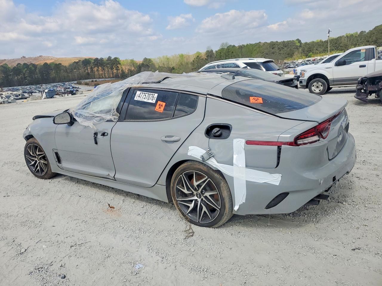2022 KIA STINGER
