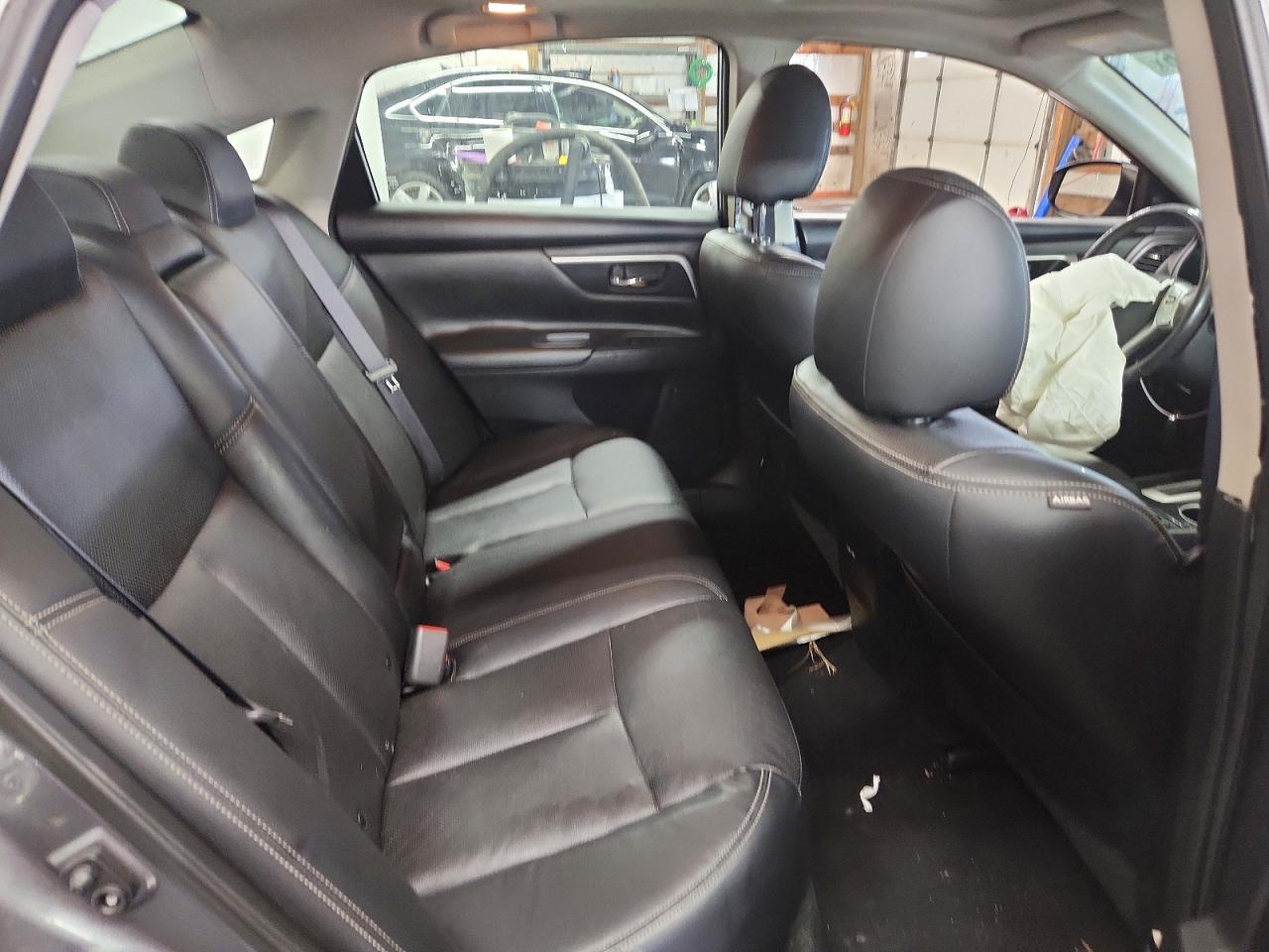 2017 NISSAN ALTIMA