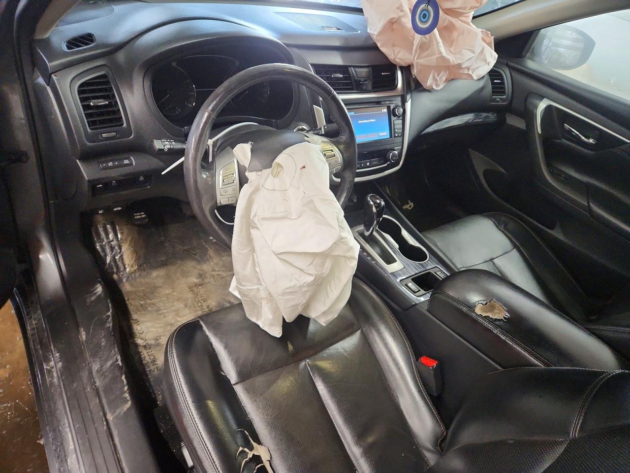 2017 NISSAN ALTIMA