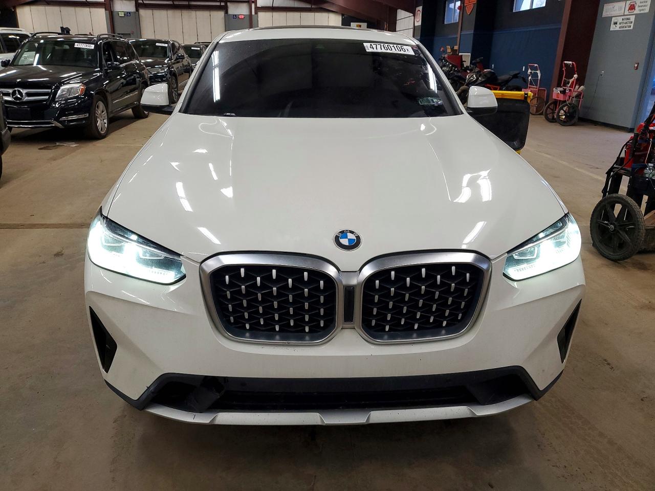2022 BMW X4