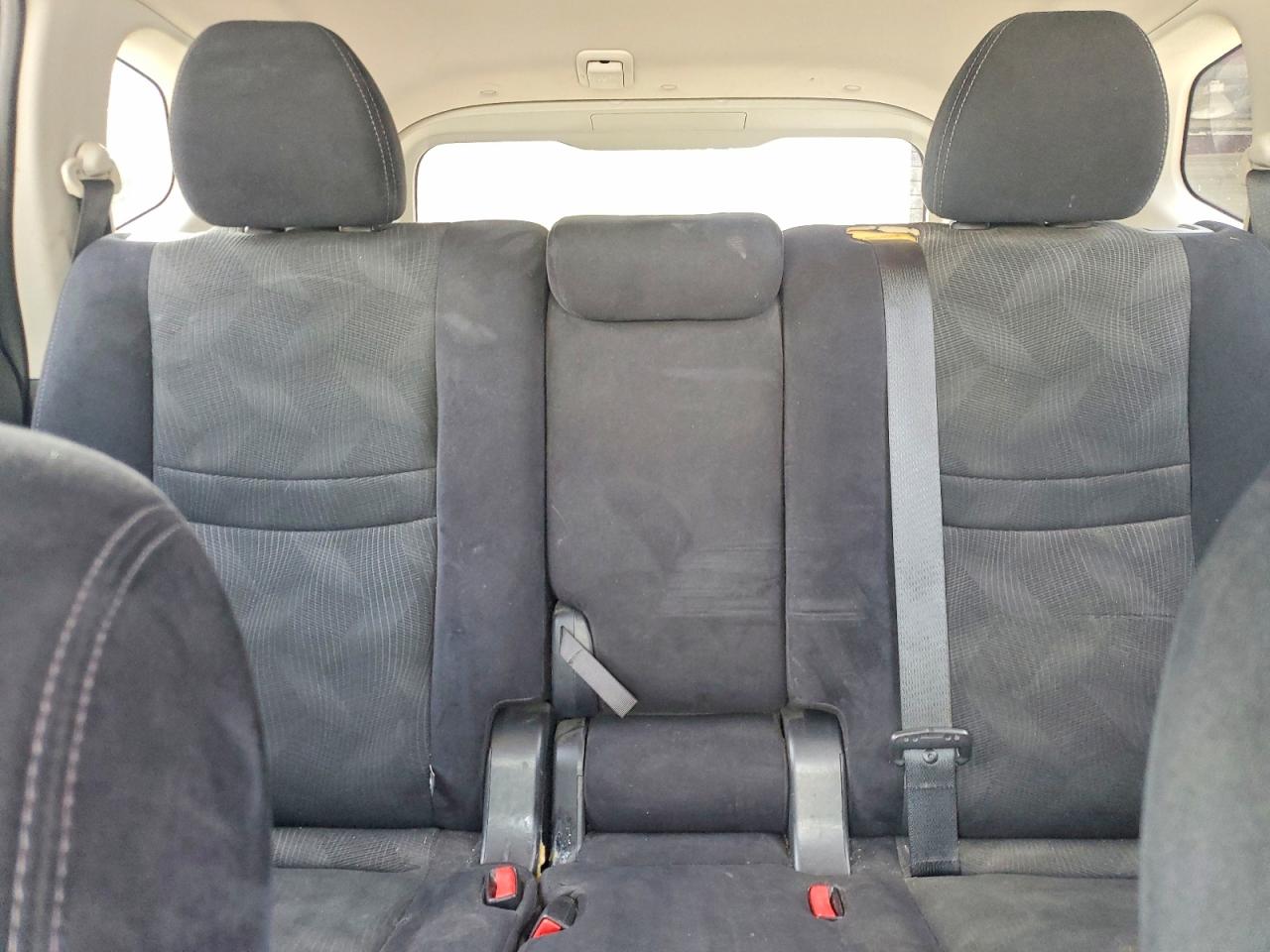 2016 NISSAN ROGUE