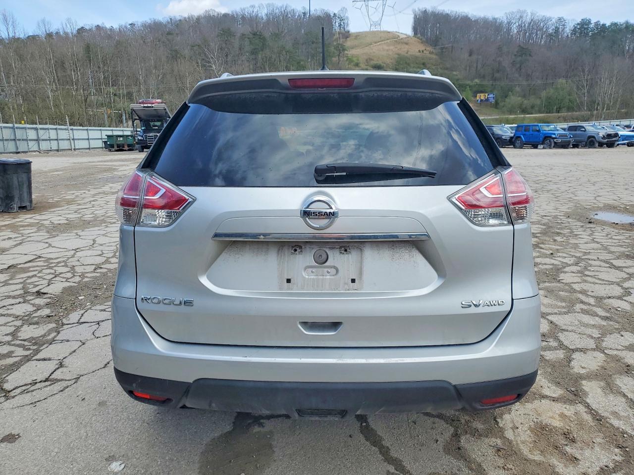 2016 NISSAN ROGUE