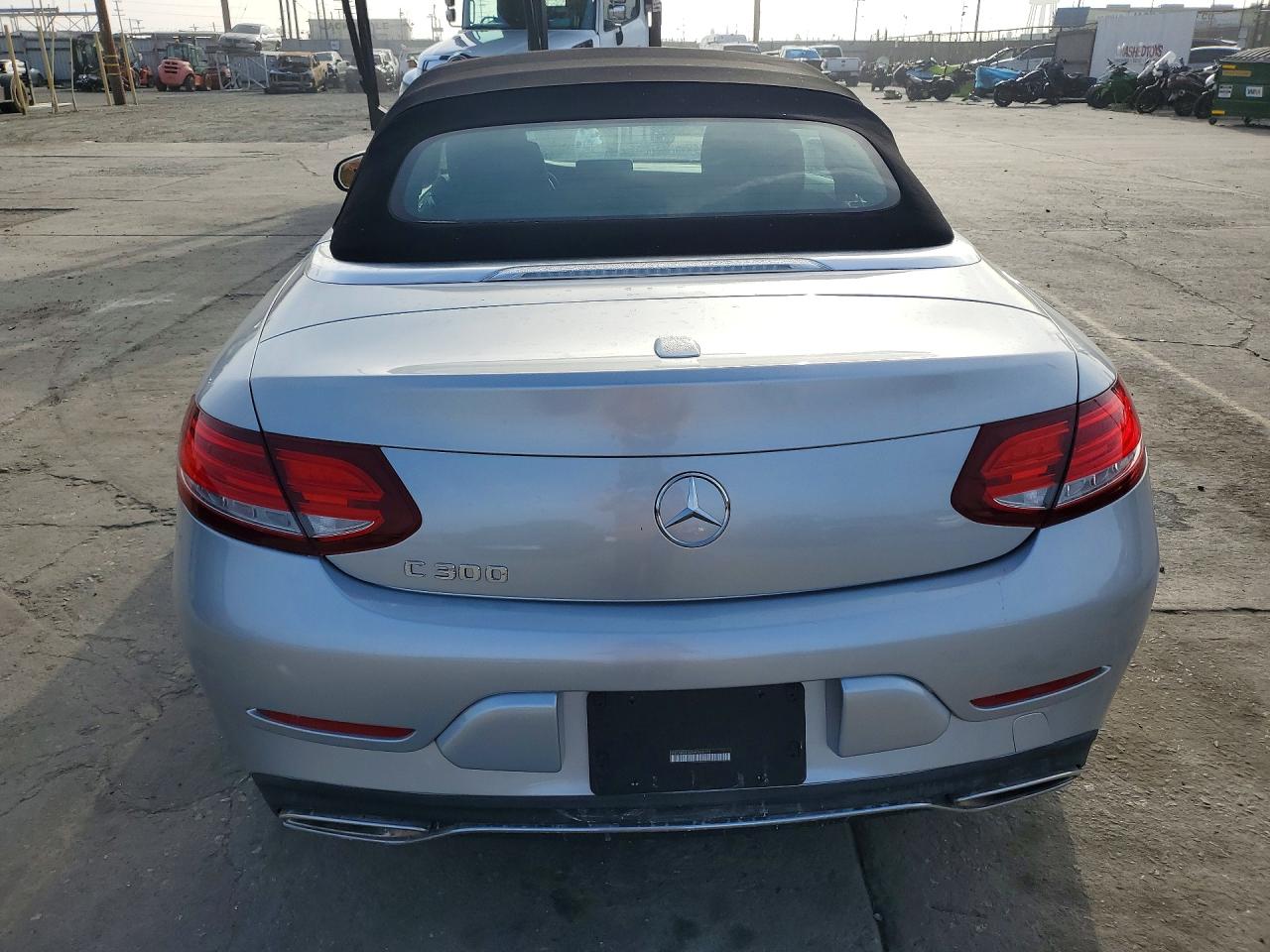 2017 MERCEDES-BENZ C-CLASS