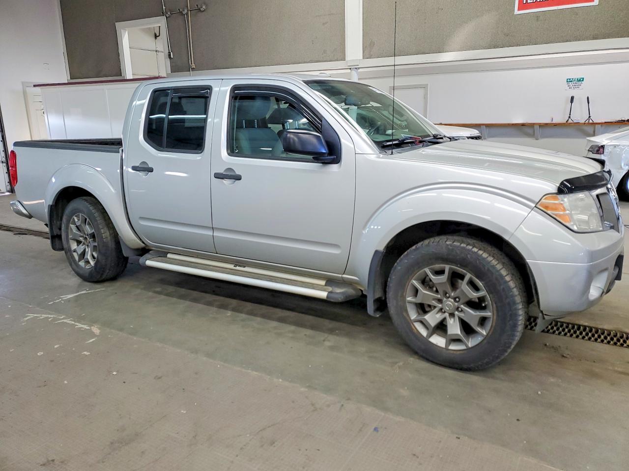 2016 NISSAN FRONTIER