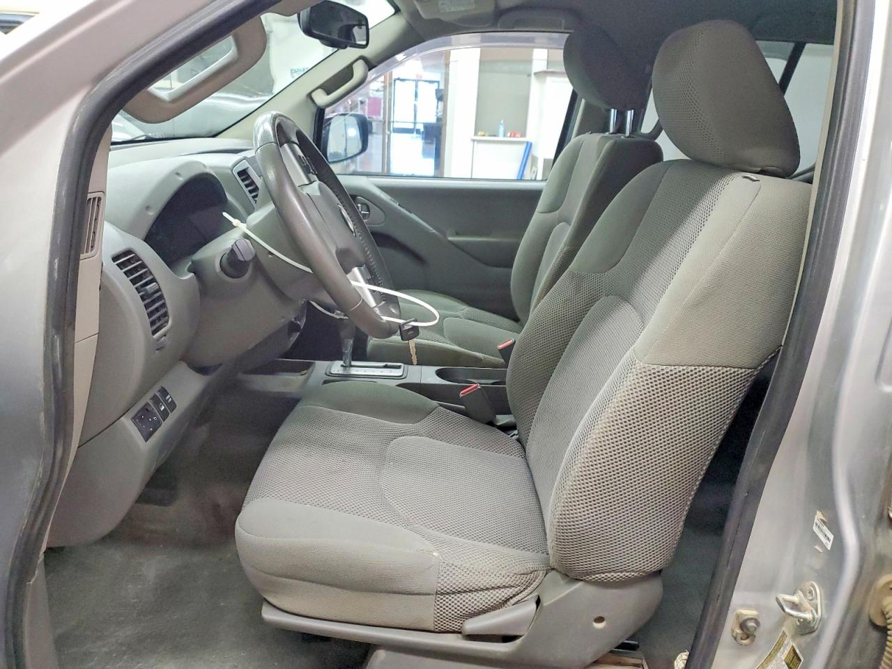 2016 NISSAN FRONTIER