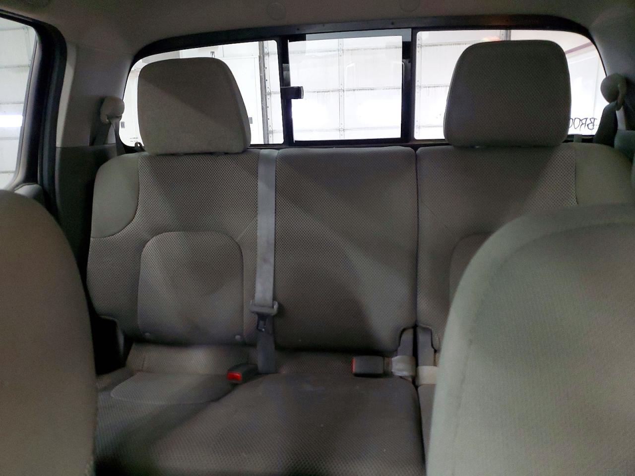 2016 NISSAN FRONTIER