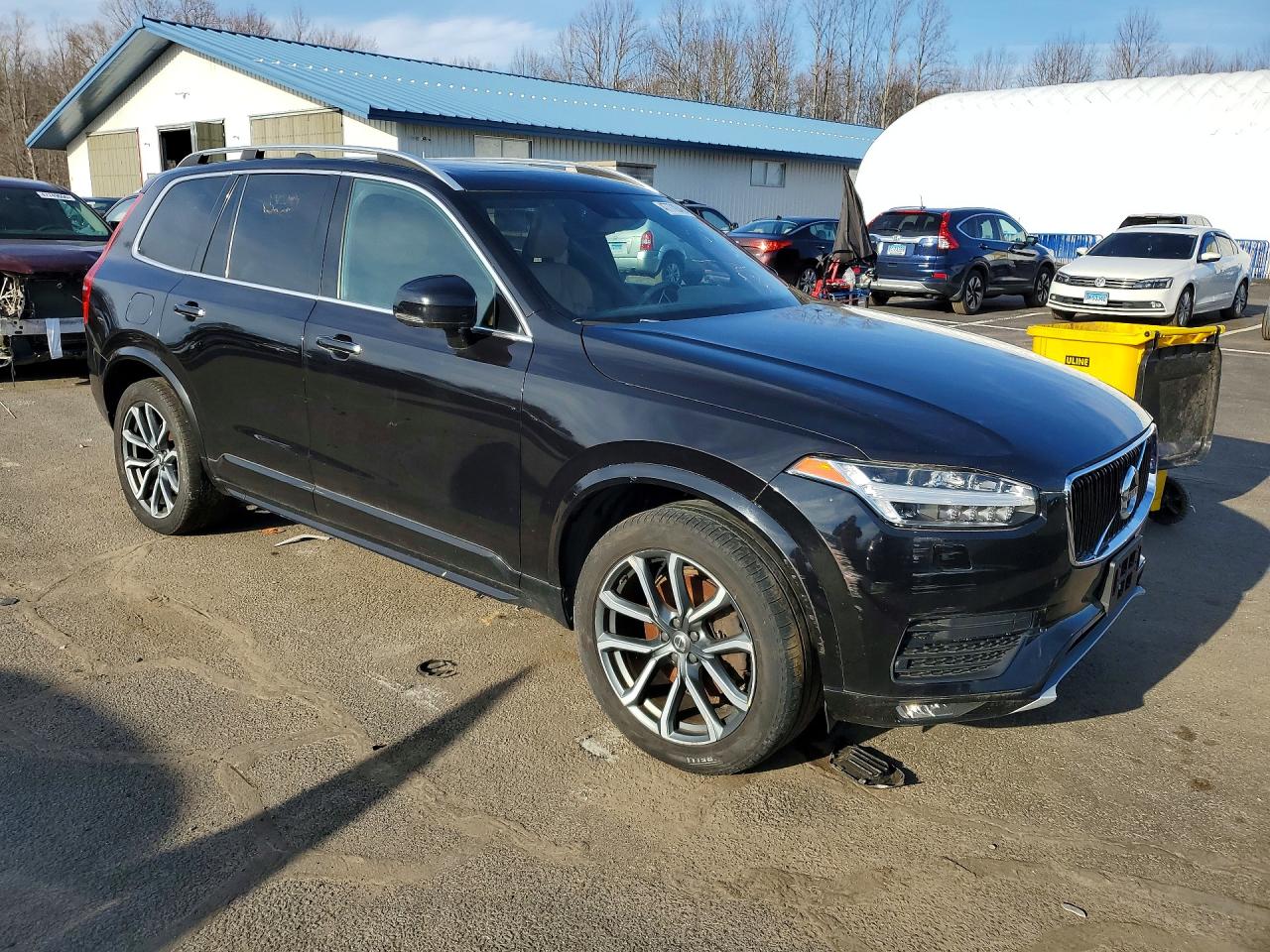 2016 VOLVO XC90