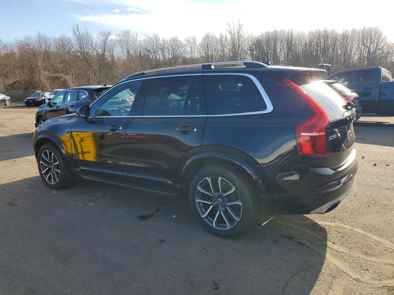 2016 VOLVO XC90